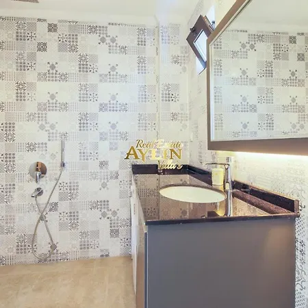 Super Luxury King Close To Center Villa *